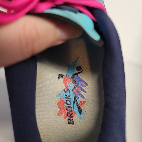 Brooks launch walking shoe size 9 - Picture 4 of 9